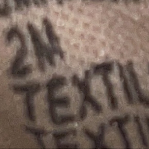 New authentic Steve Madden girls signature sneakers sz 2 display - Picture 12 of 13